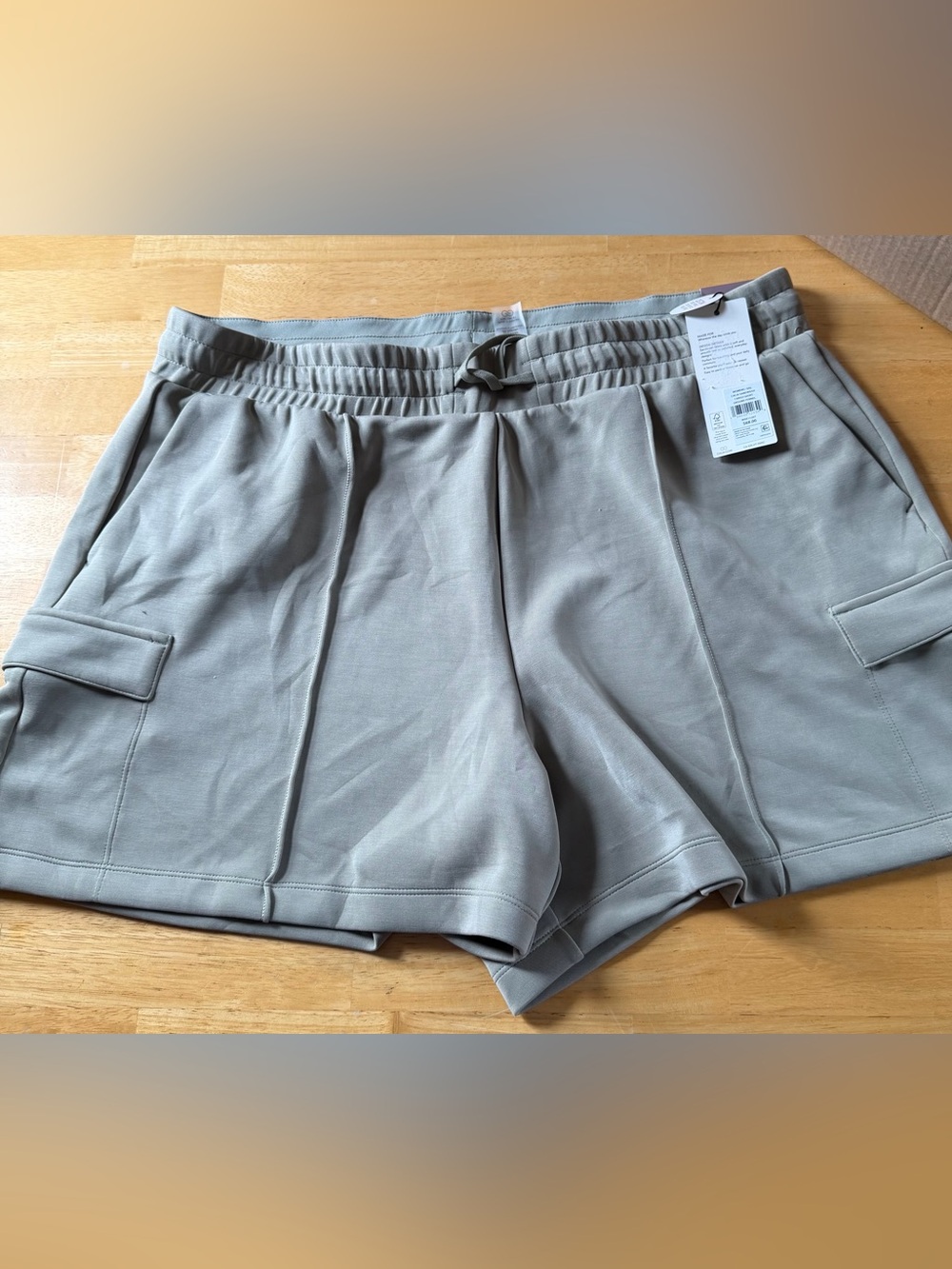 Calia Casual high rise Shorts in sage green